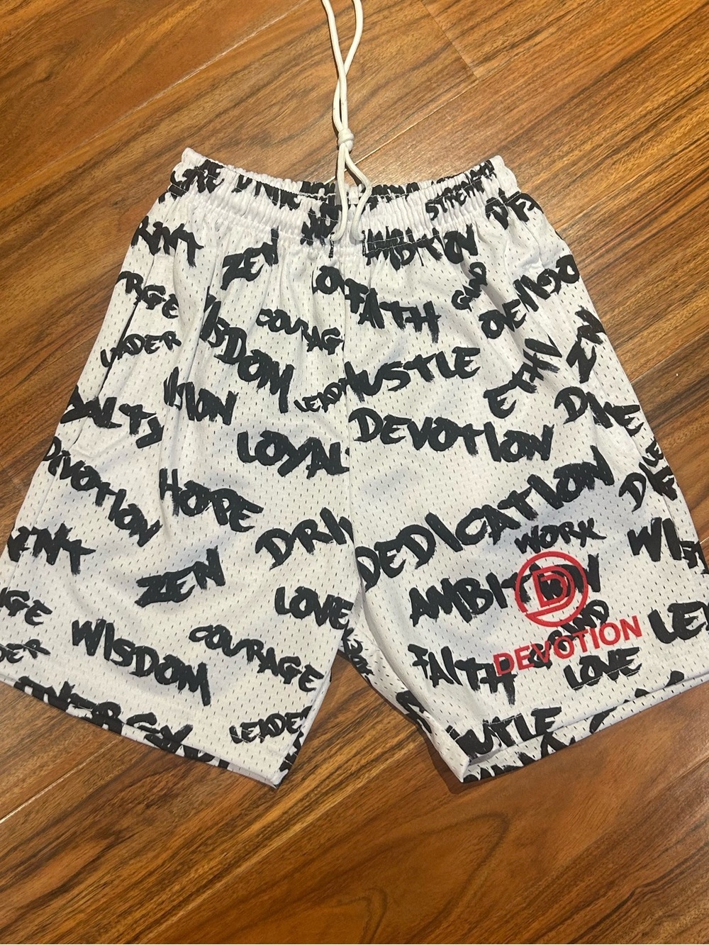 Devotion white affirmation shorts white black size small